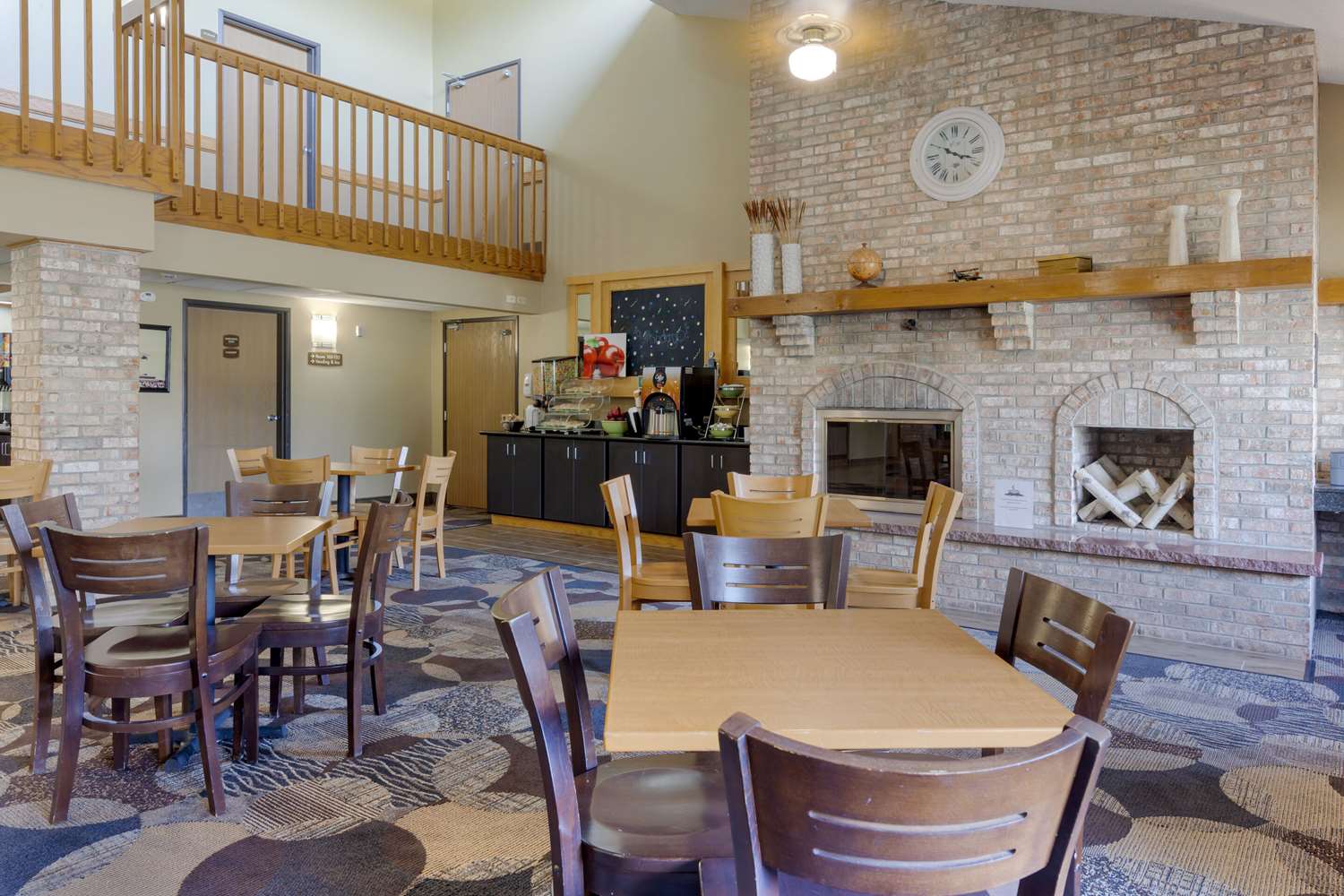 Quality Inn Oshkosh Aviation Park 25/35