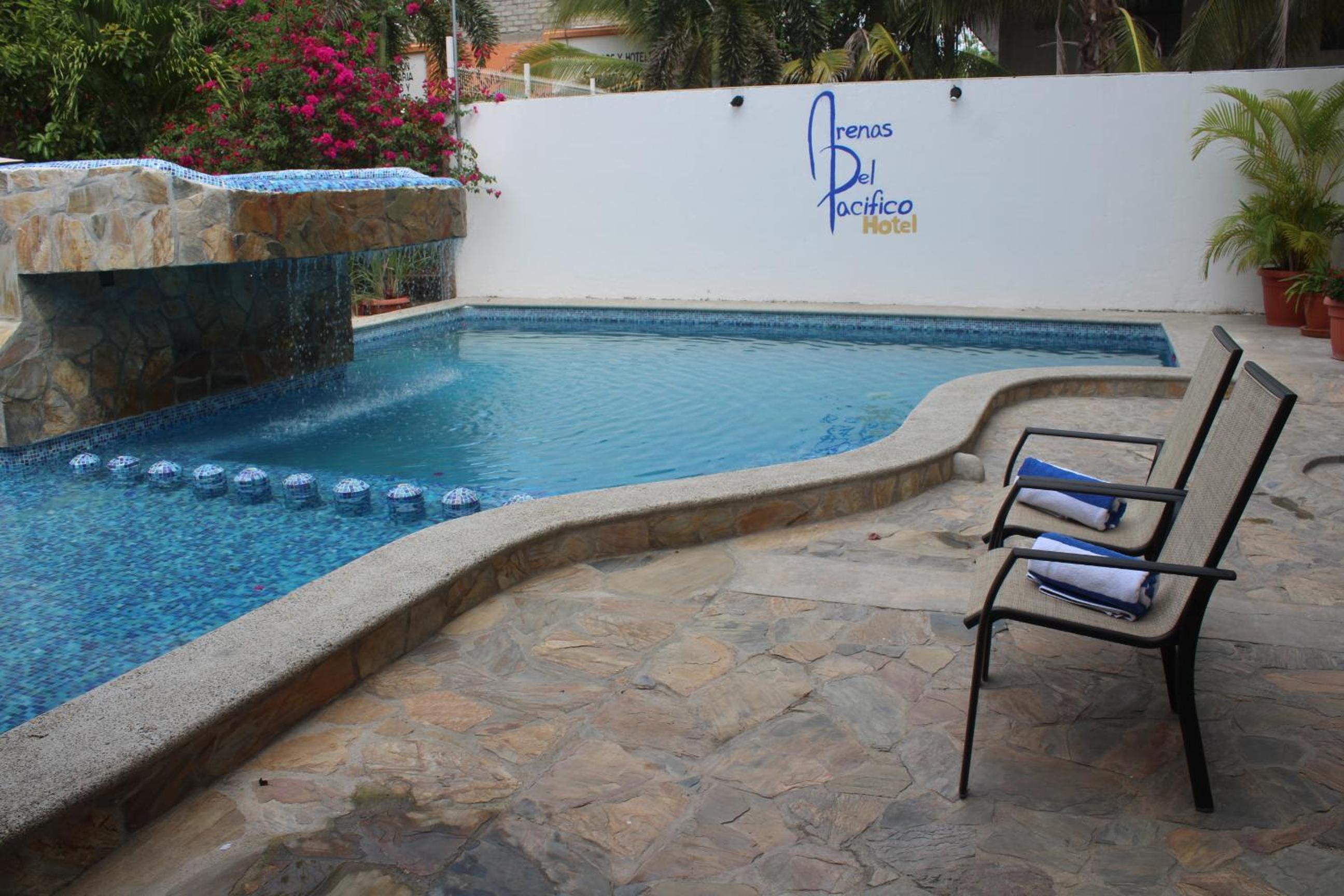 Hotel Arenas del Pacifico 32/54