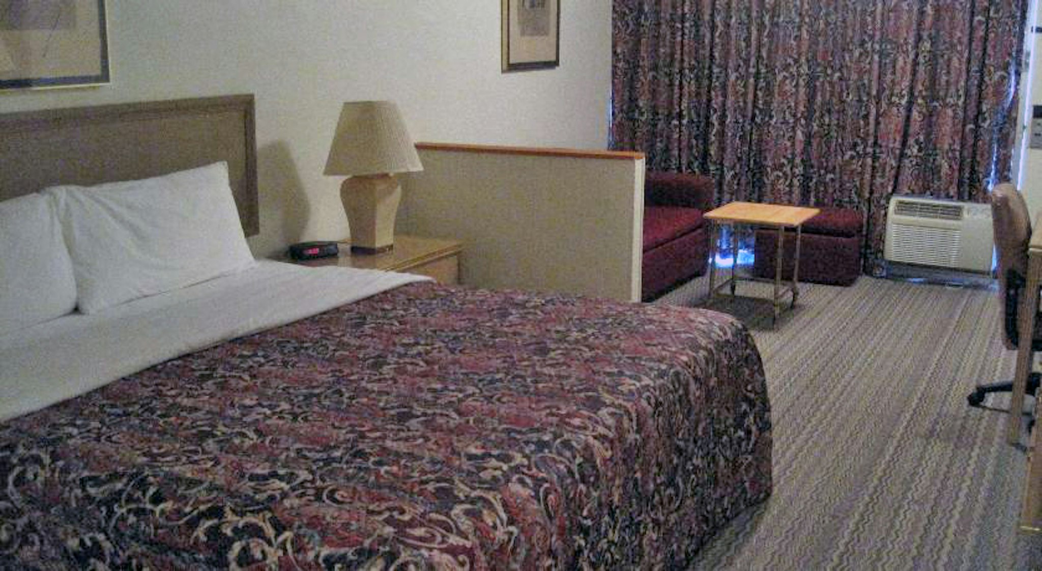 Scottish Inns and Suites 2/6