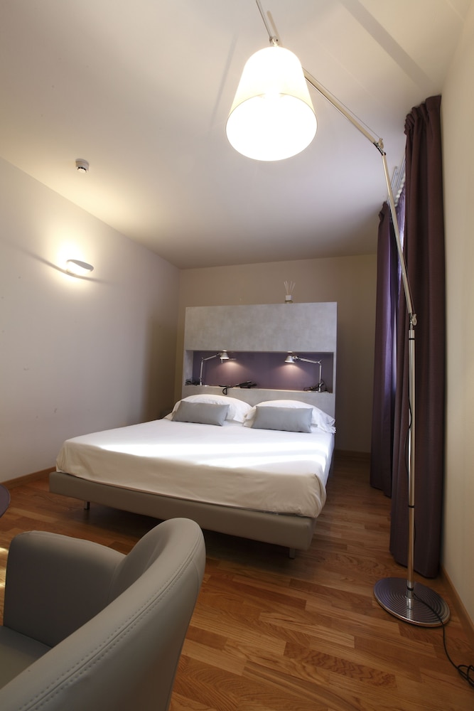 Hotel Annunziata 26/77