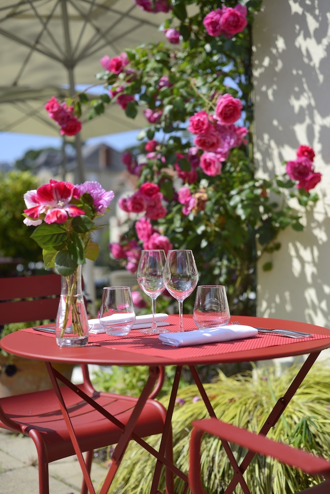 Saint Christophe Hotel 49/50