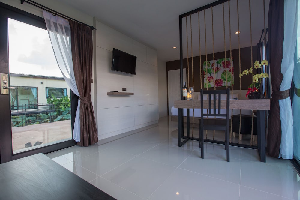 Bua Tara Resort 12/39