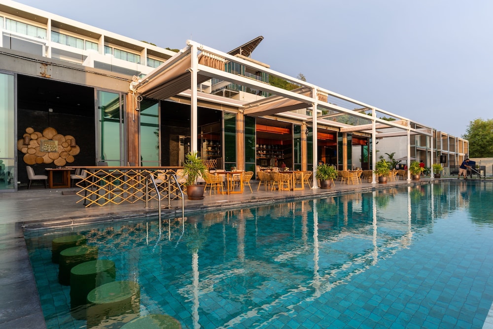My Beach Resort Phuket 8/68