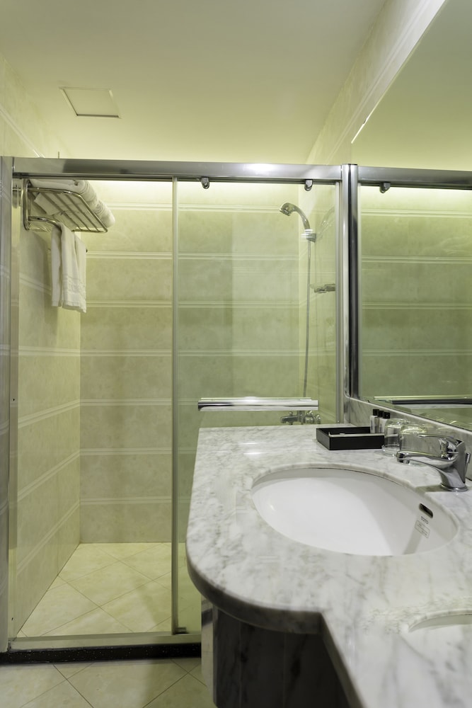 Calista Sai Gon Hotel 56/62