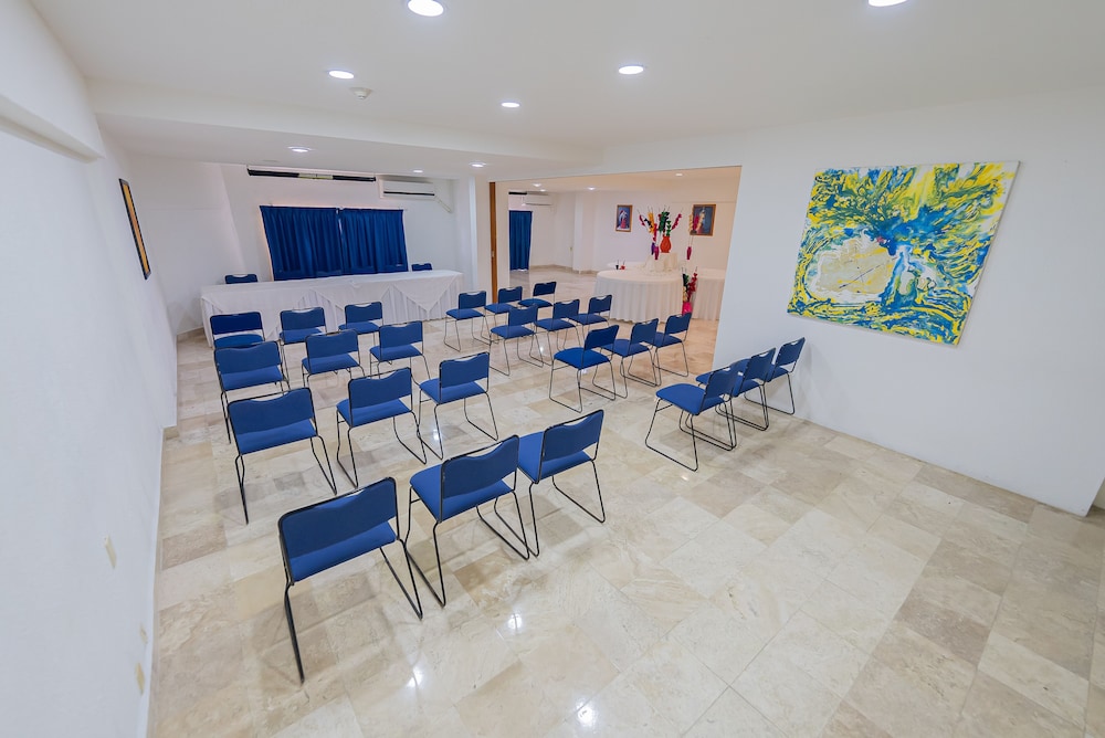 Playa Suites Acapulco 51/64