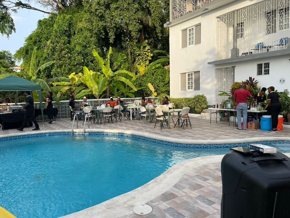 Palm View Guesthouse and Conference Centre 33/42