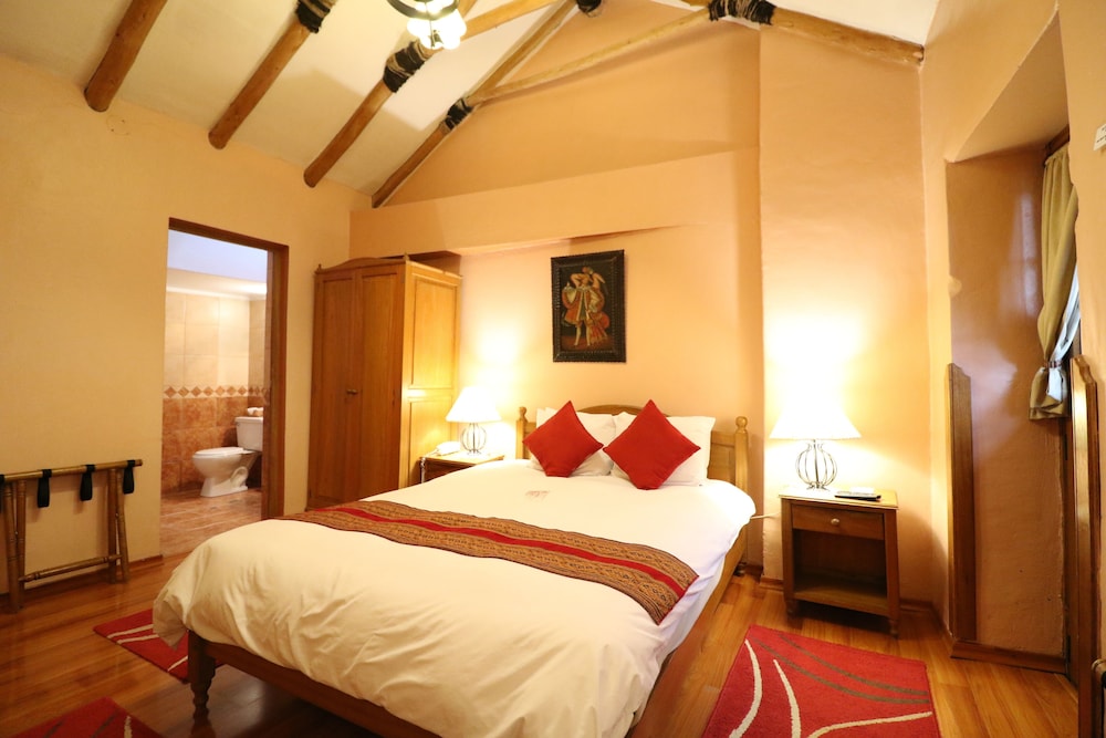 Hotel Y Mirador Los Apus 3/35