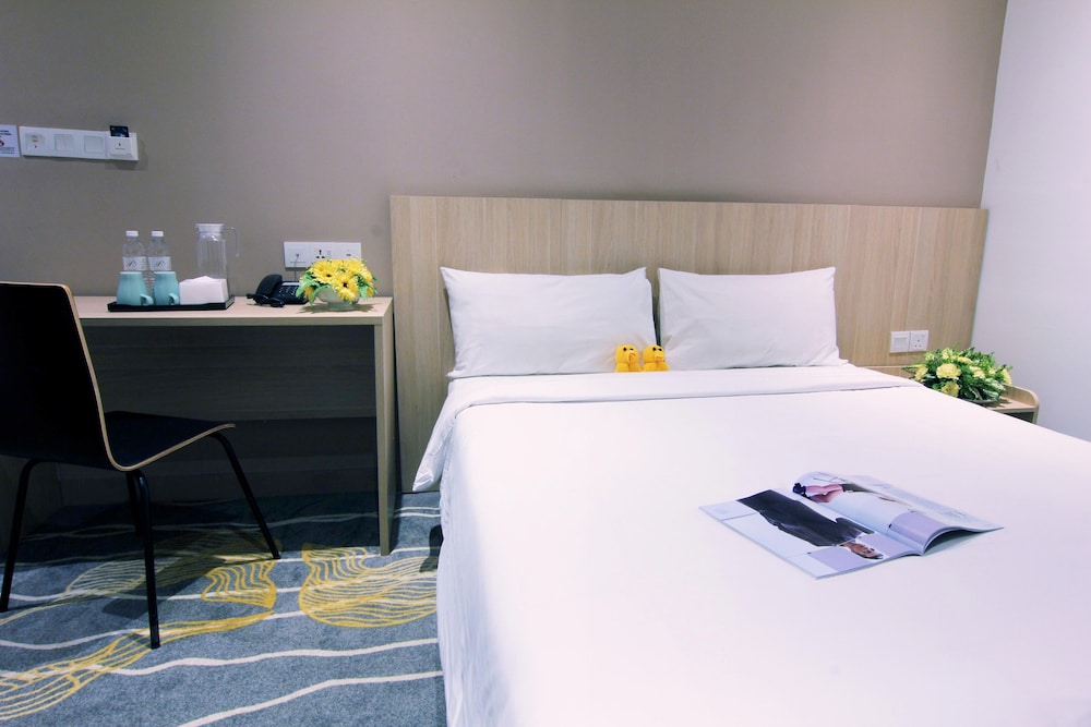 Pacific Express Hotel Chinatown 48/67