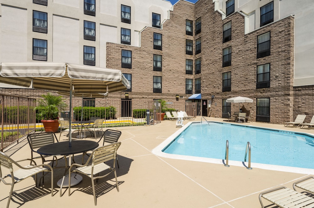 Fairfield Inn By Marriott Laurel 19/27