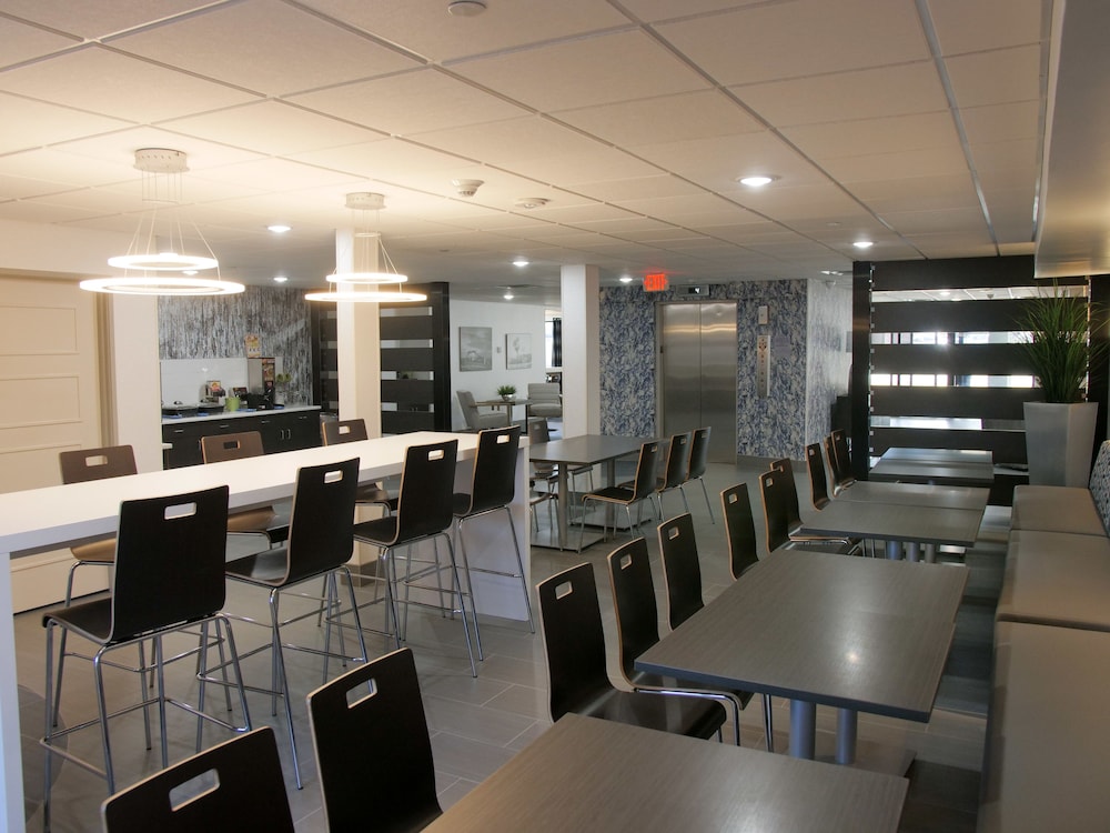 Wingate by Wyndham Louisville Fair and Expo 45/60