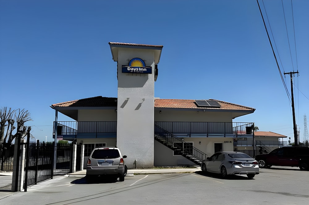Days Inn By Wyndham Bakersfield Ca 40/55