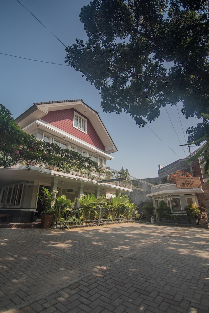 Boutique B21 Malang, Azana Hotels Collection 5/65