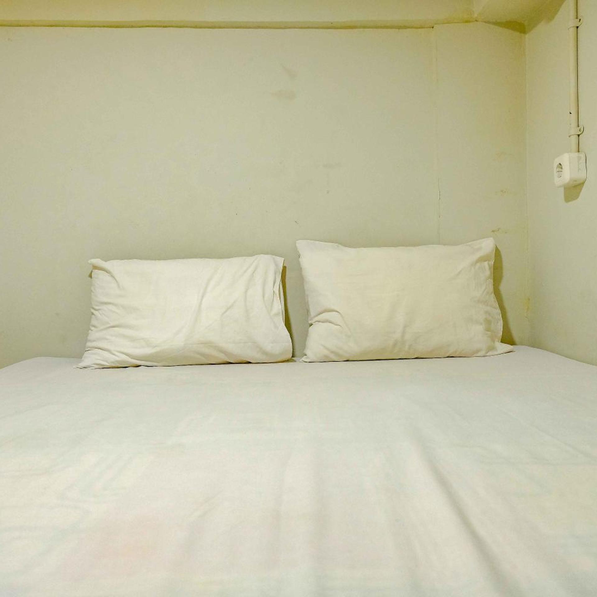 Kamar Keluarga Syariah Cendrawasih 12/35