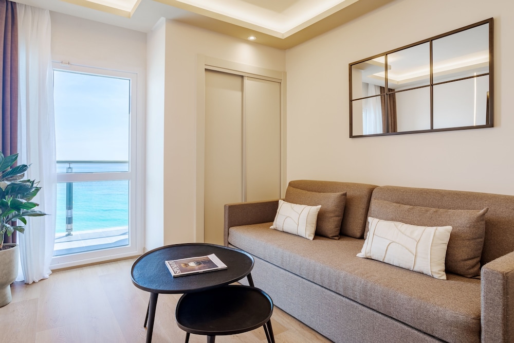 Melia Alicante 28/49
