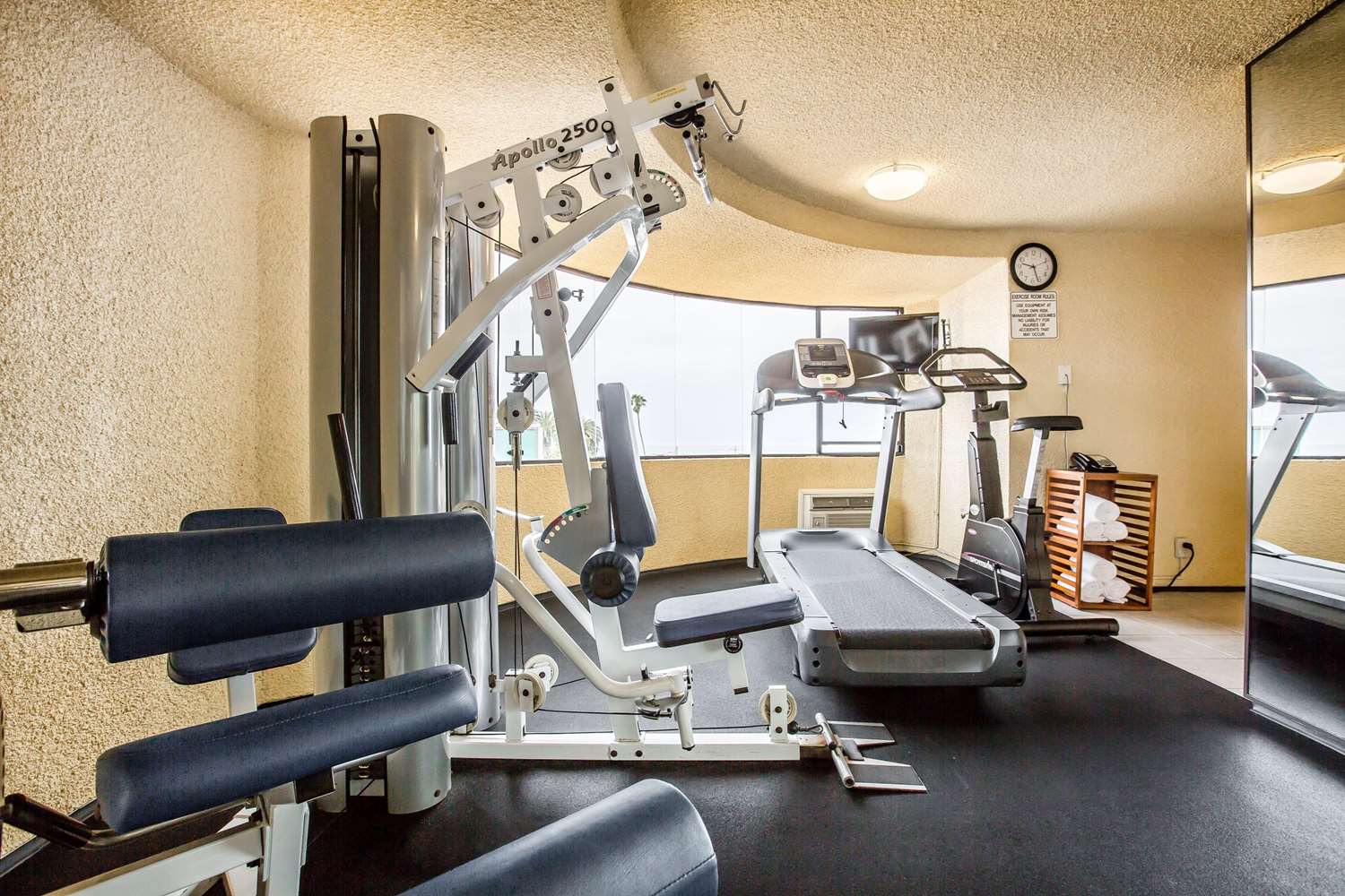 Quality Inn & Suites Hermosa Beach 23/38