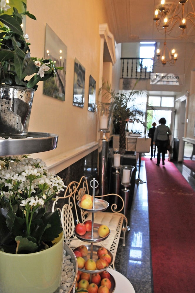 City Hotel Am Wasserturm 30/46