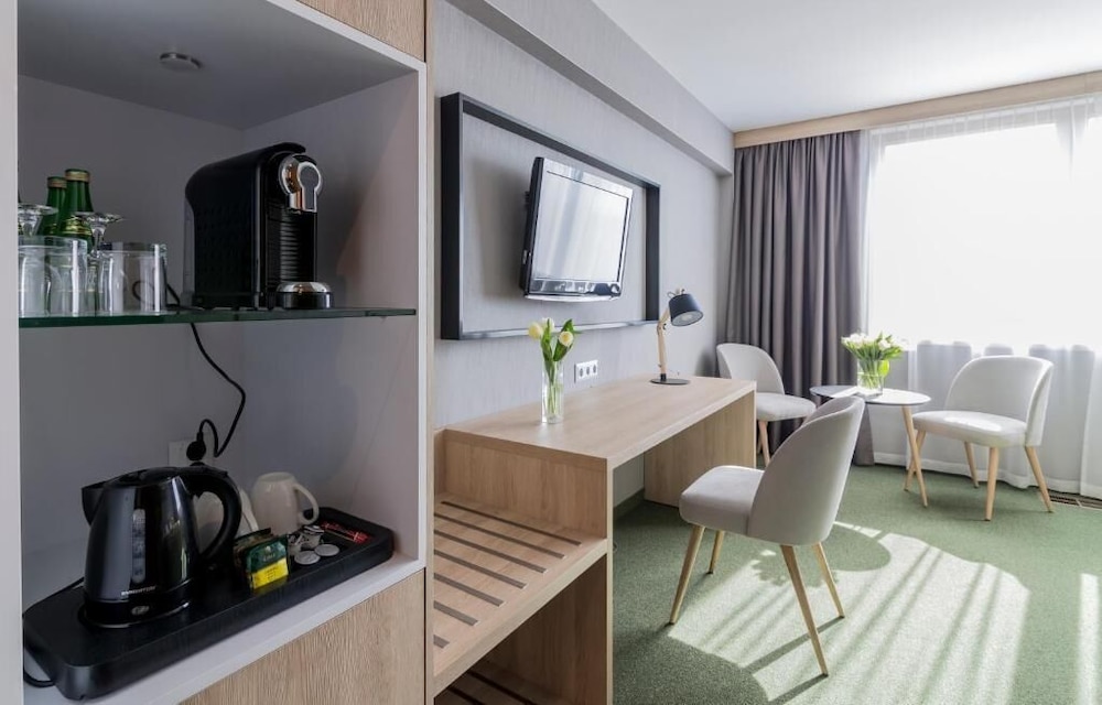 Witek Hotel 50/50