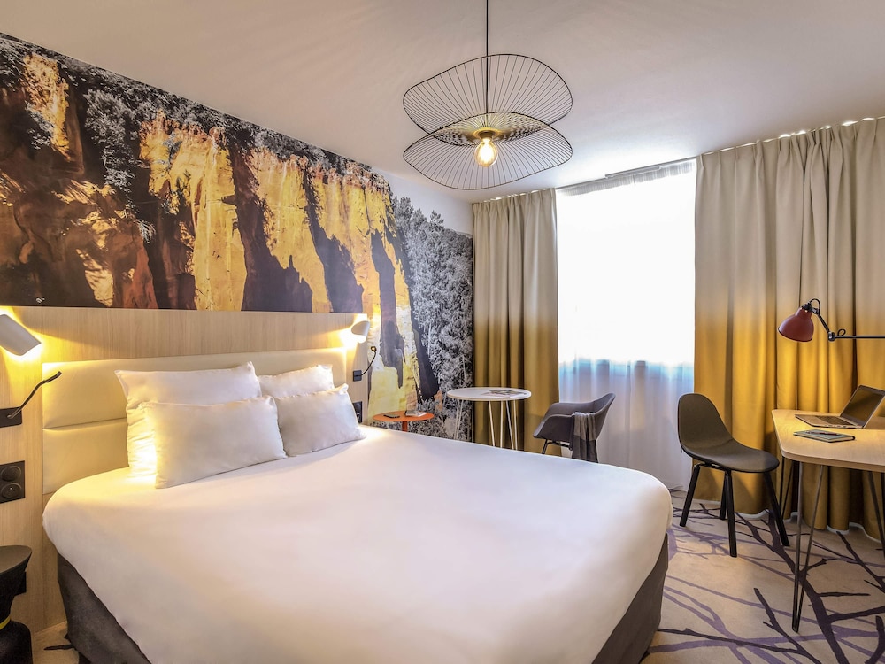 Mercure Cavaillon Portes Du Luberon 24/64