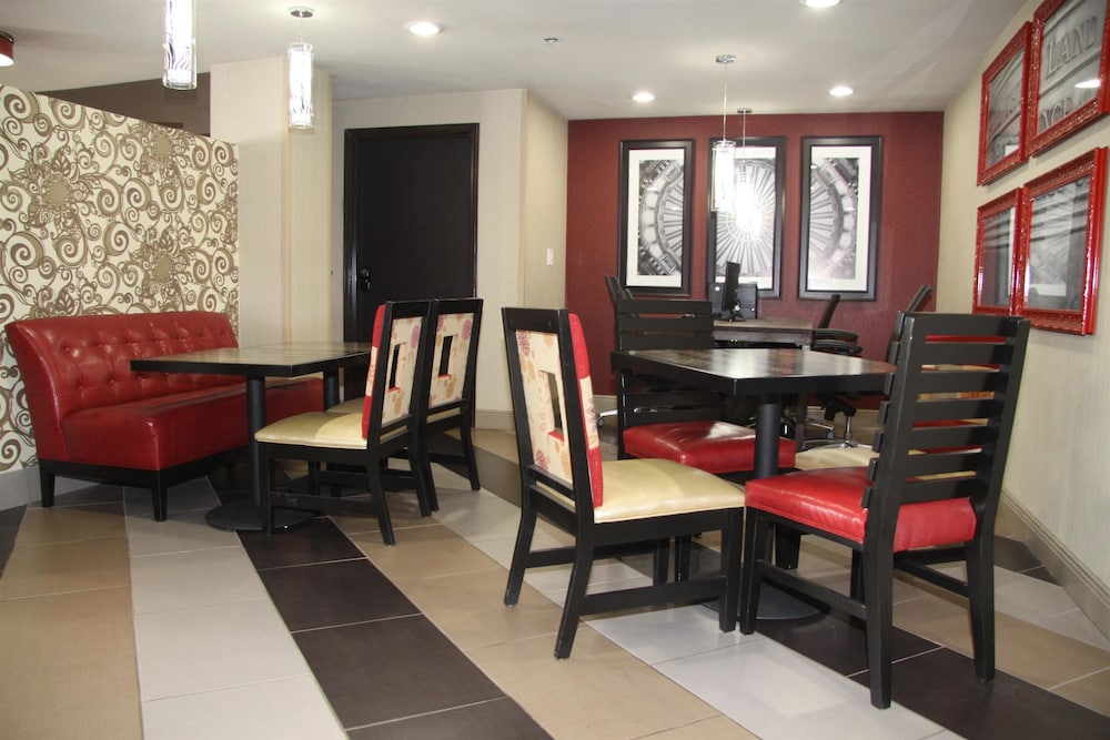 Best Western Plus Jackson Downtown-Coliseum 27/33