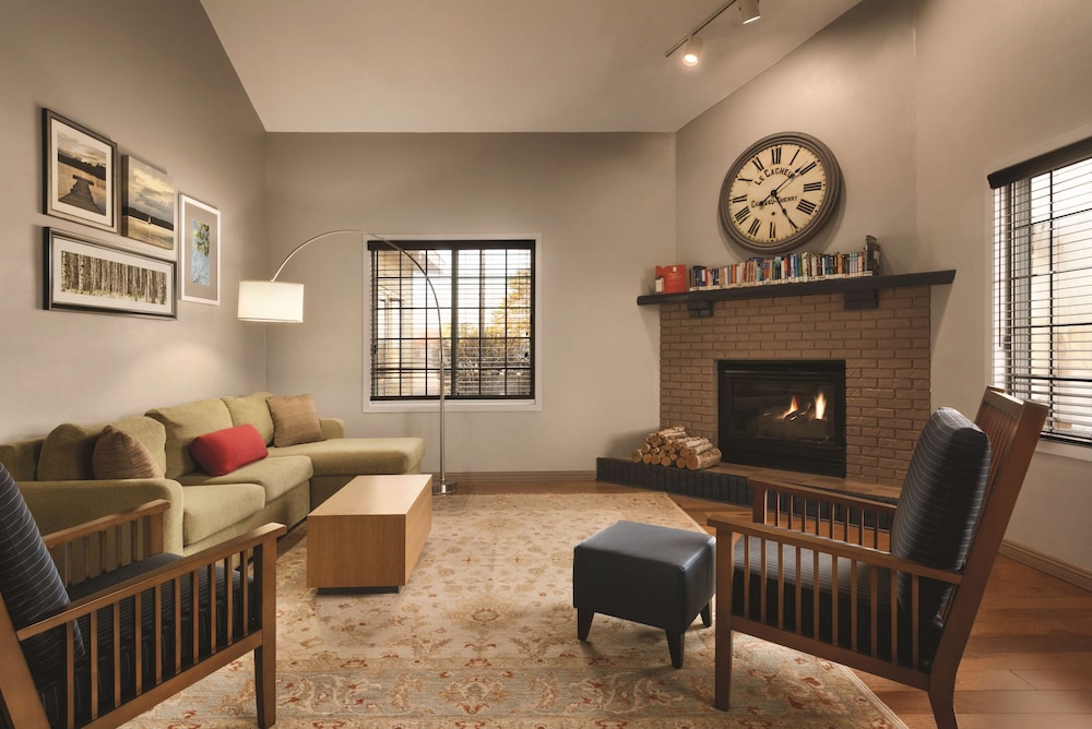 Country Inn and Suites By Radisson Grand Rapids Mn 11/17