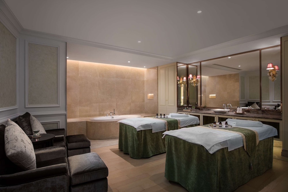 Radisson Blu Forest Manor Shanghai Hongqiao 23/64