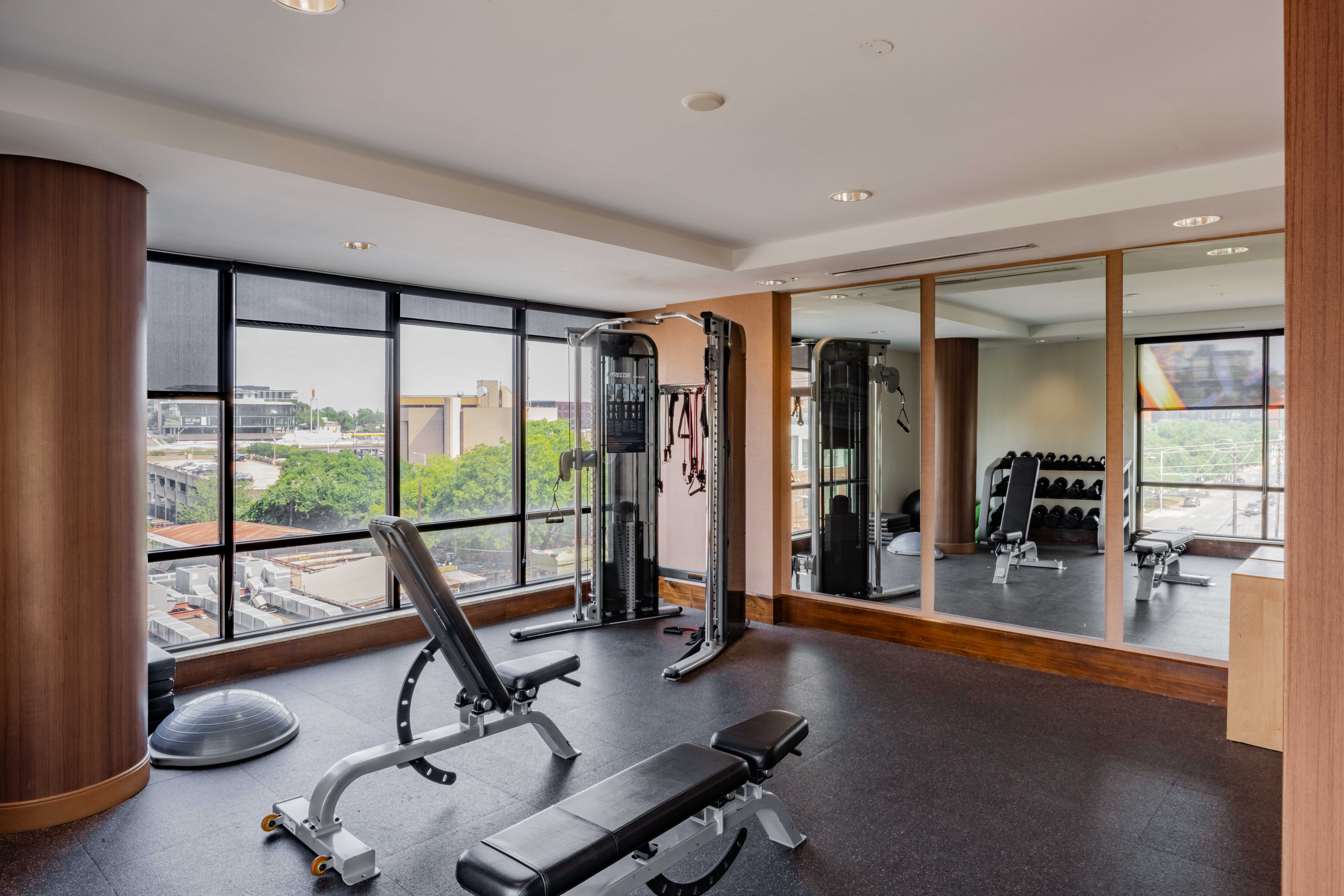 Hotel Indigo Austin Downtown University 34/70