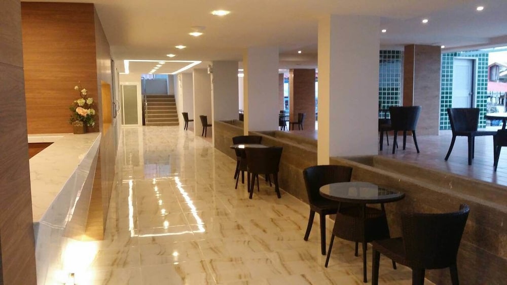 Nantra Pattaya Baan Ampoe Beach 25/40