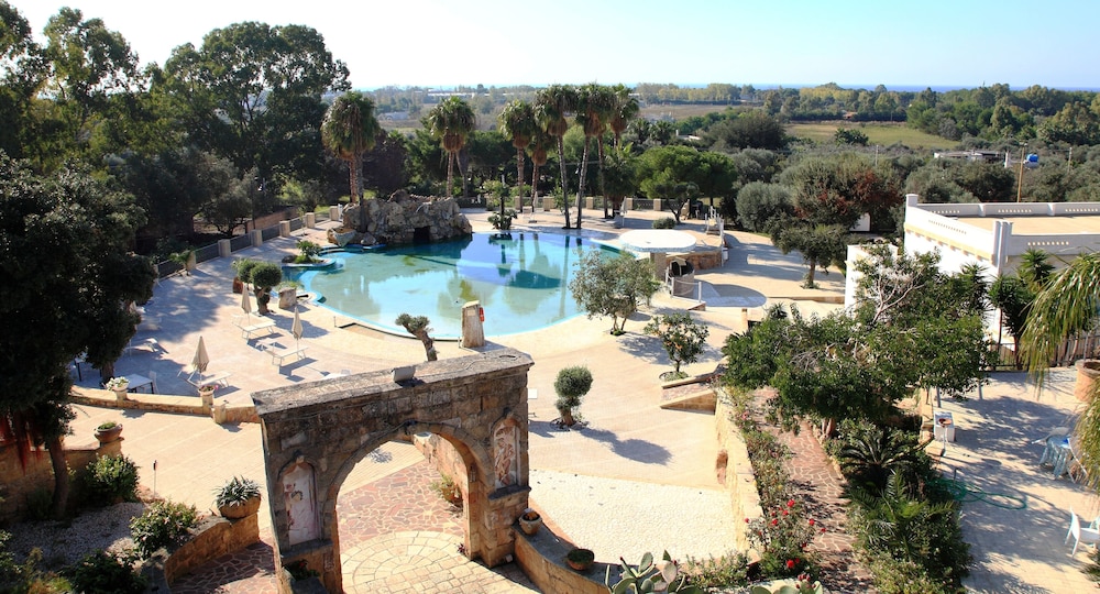 Eden Resort Country & Spa 22/31