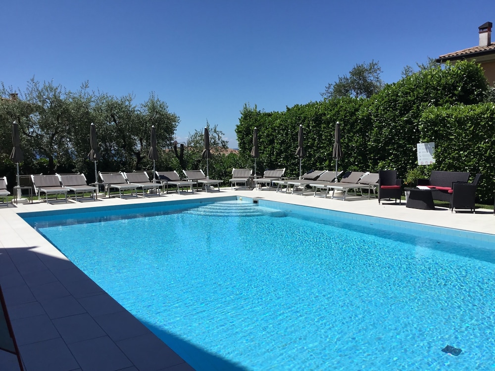 Hotel Villa Cà Nova 13/41