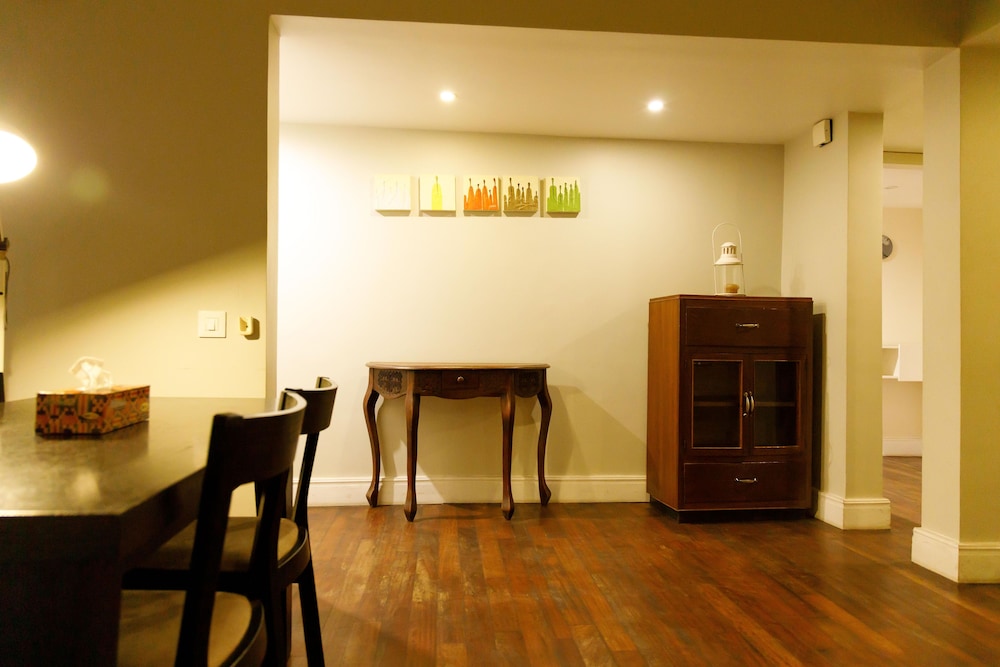 Olma Colonial Suites 3/66