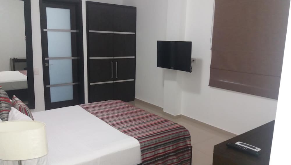 HOTEL OR 17/38