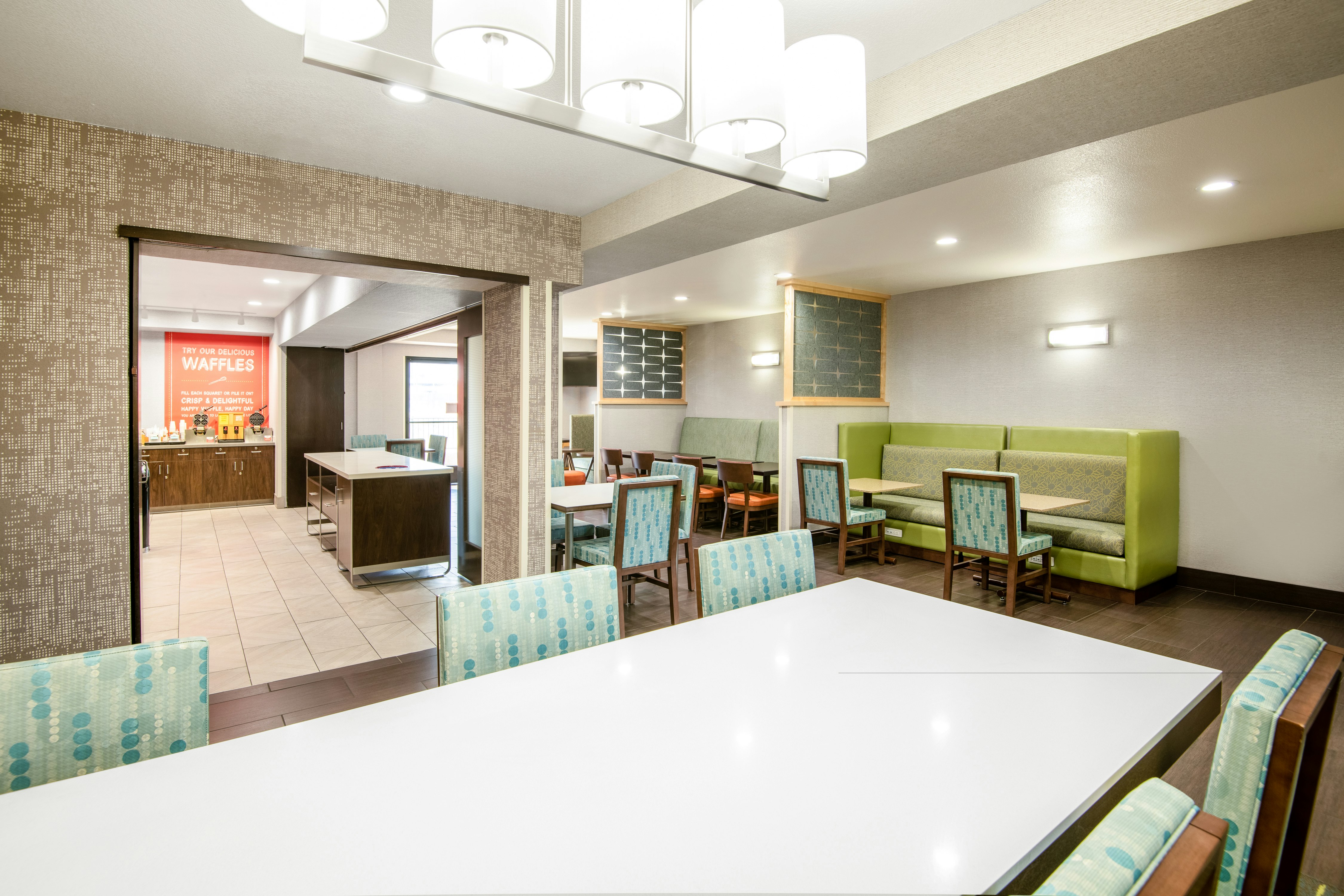 Hampton Inn Suites Las Vegas Henderson 48/61