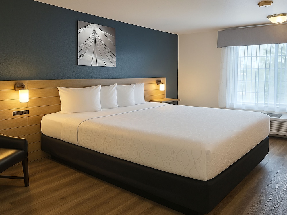 Rancho San Diego Inn and Suites (Ex SureStay Plus Hotel by Best Western El Cajon) 14/39