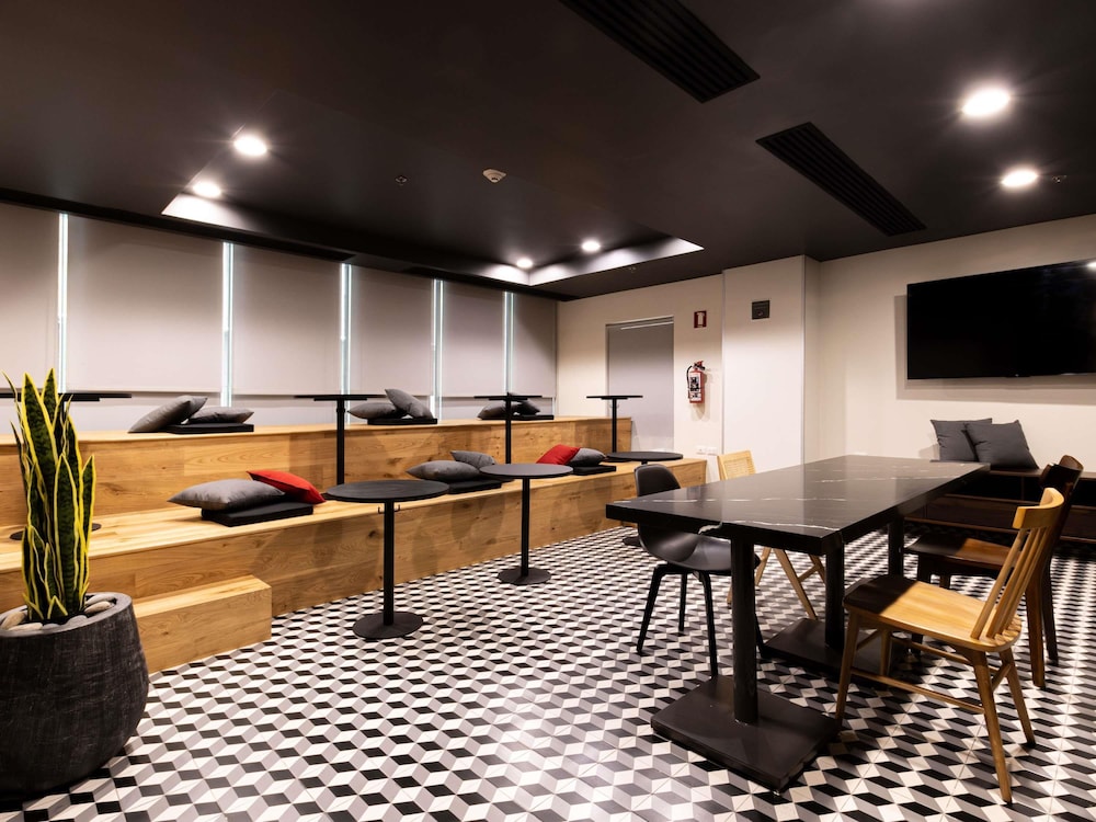 Ibis Tijuana 45/50