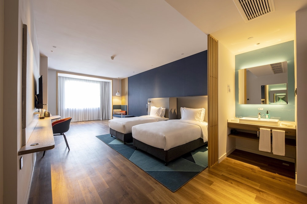 Holiday Inn Express Shanghai Jiading New City 7/19
