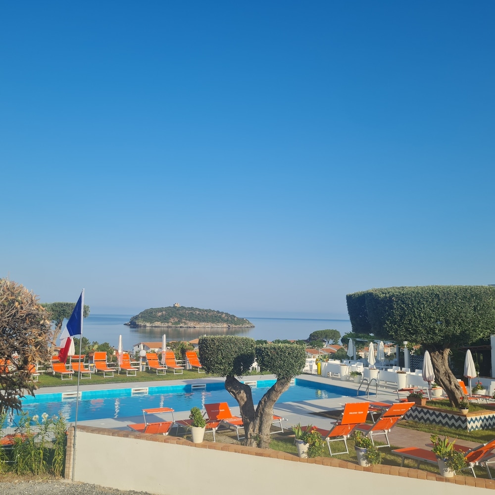 CRISTINA HOTEL 45/50