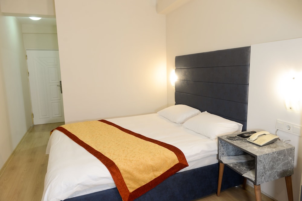 Yakut Hotel 7/9