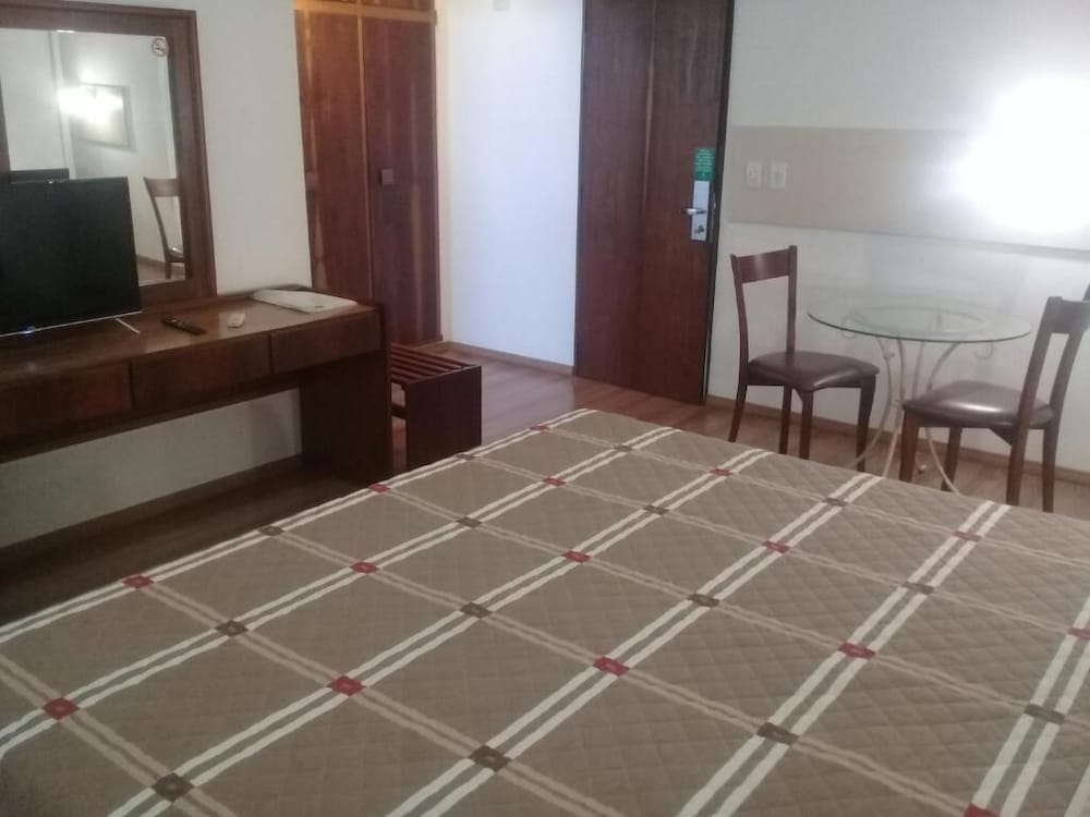 CANOAS PARQUE HOTEL 24/30