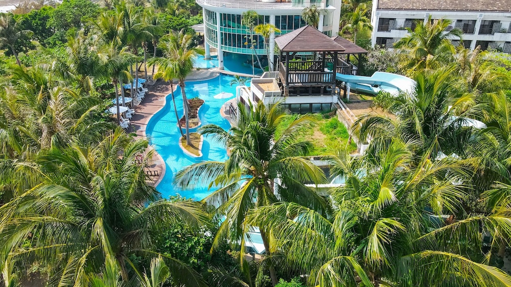 Yoho Beach Resort 1/76