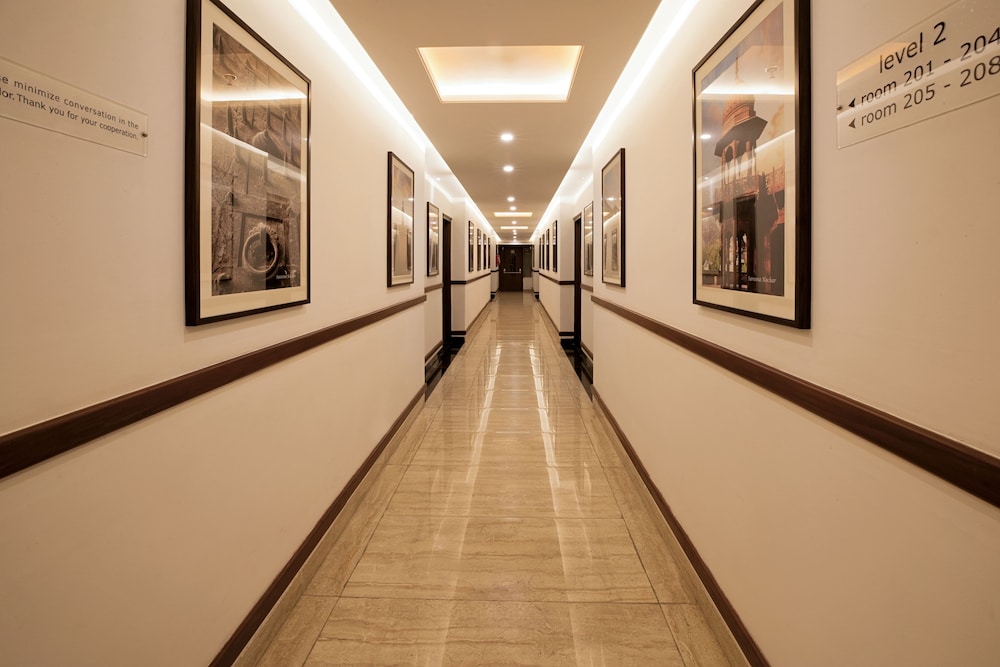 Lemon Tree Hotel Alwar 13/24