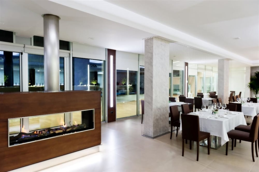 Vea Resort Hotel 54/63
