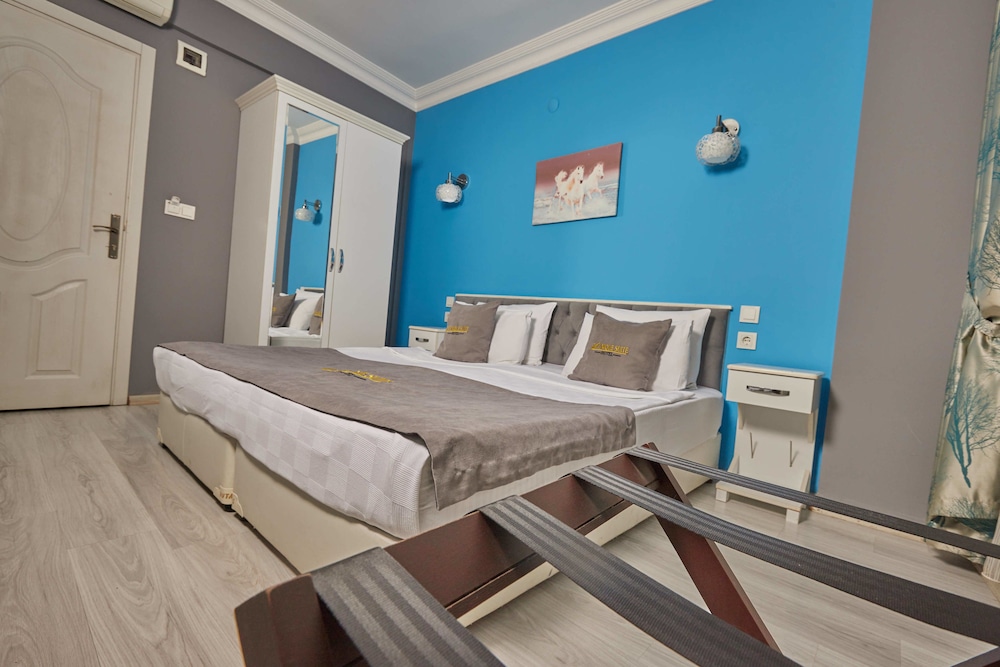 TAKSIM UNIQUE SUITES 43/73