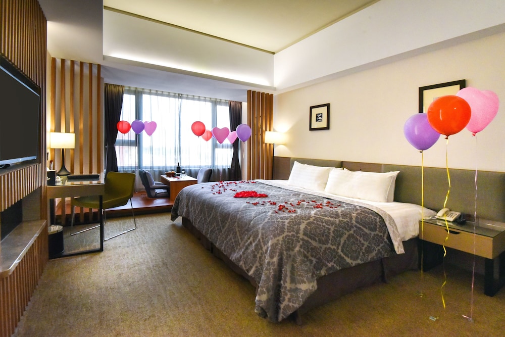 Tsun Huang Hotel 24/62