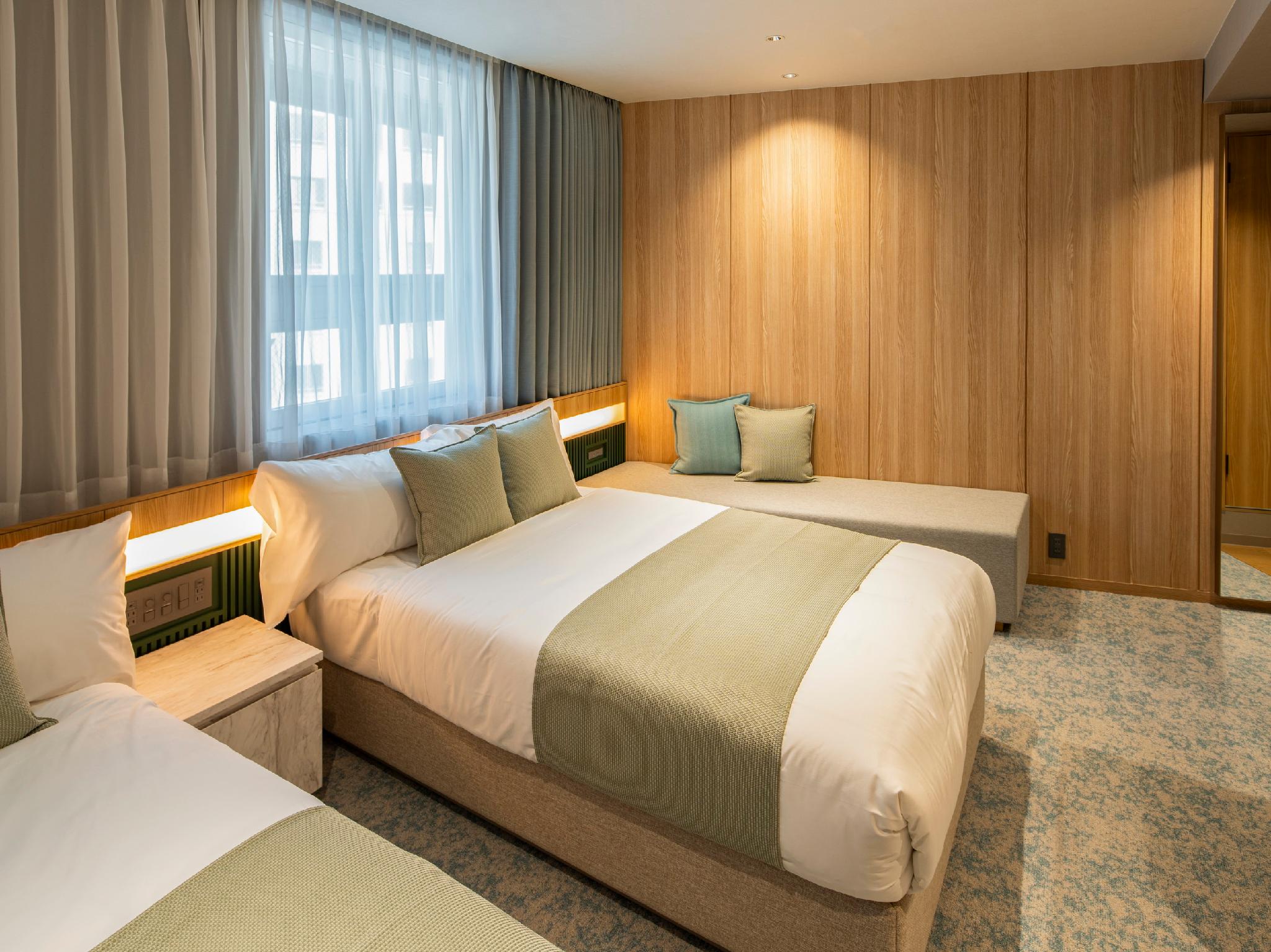 Semi Room, Standard, 2 Semi Double Beds، The Gala Hotel Umeda 2/2
