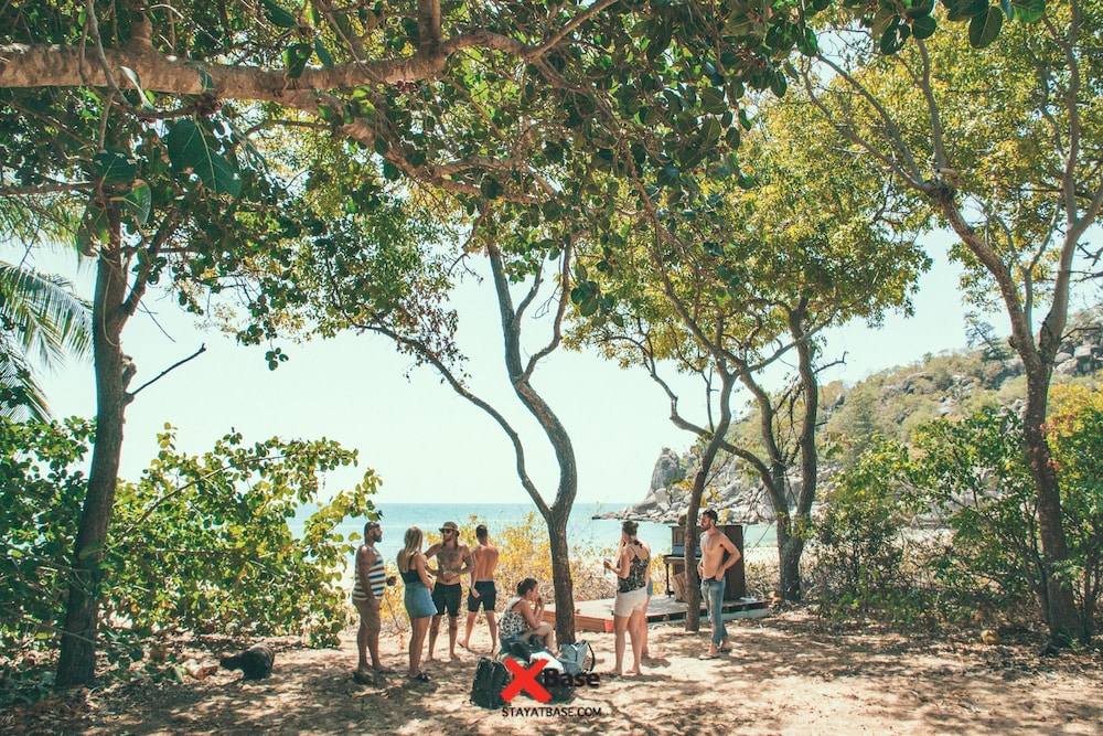 Nomads Magnetic Island - Adults only 25/50