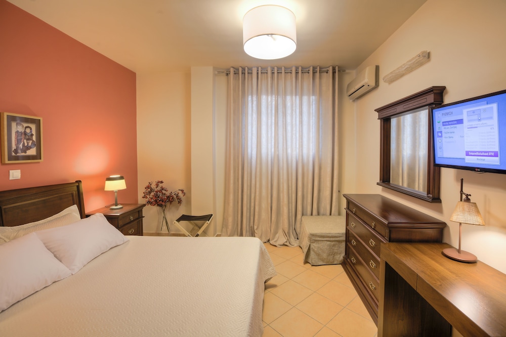 Marini Luxury Apartments And Suites 6/75