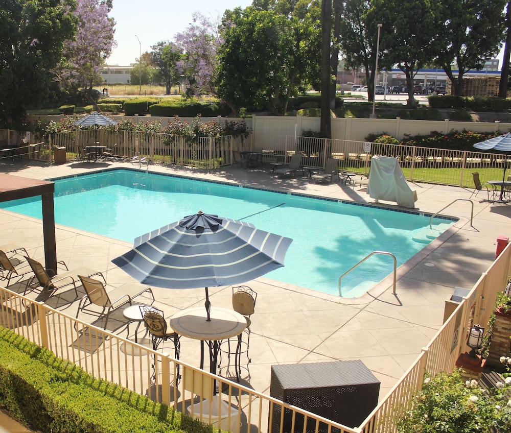 Ontario Airport Hotel And Conference Center 1/61