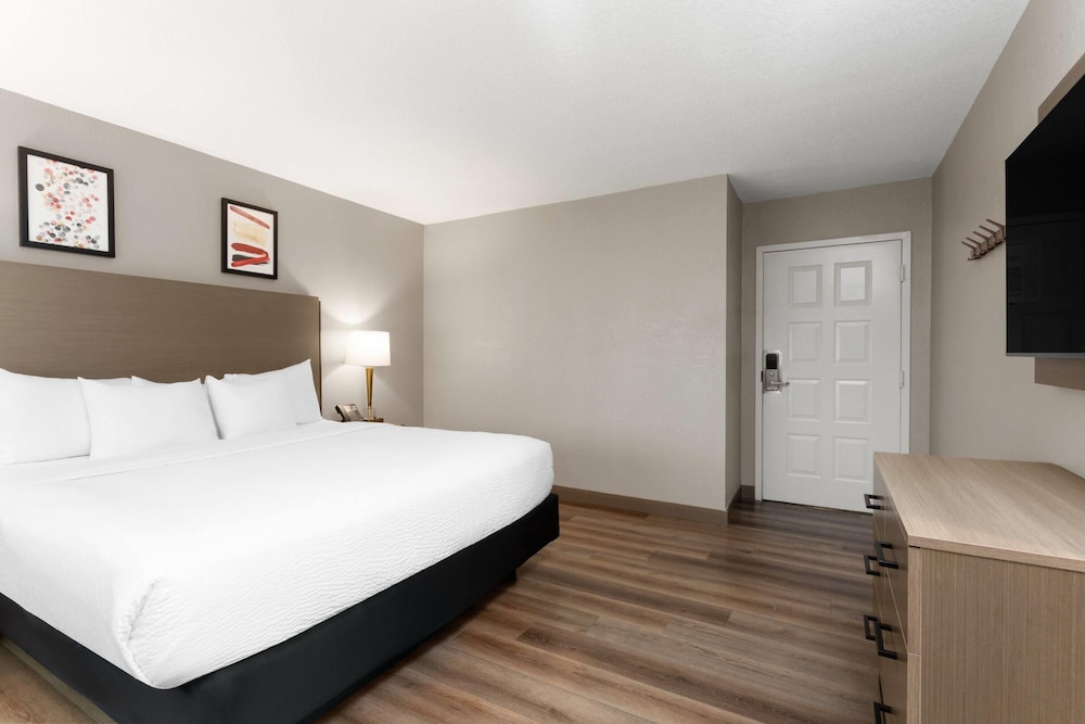 Hawthorn Extended Stay by Wyndham Ft Lauderdale Cypress Crk 17/46