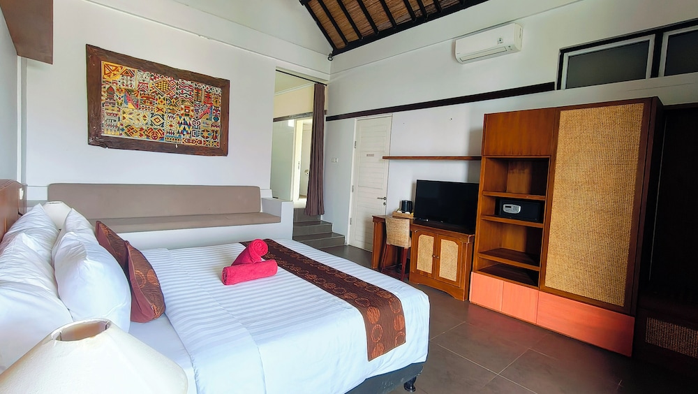 SUPERIOR, KING BED, SEA VIEW