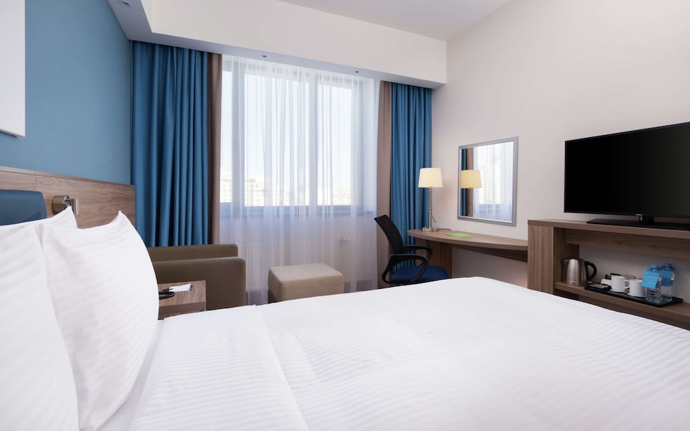 Hampton by Hilton Astana Triumphal Arch 20/53